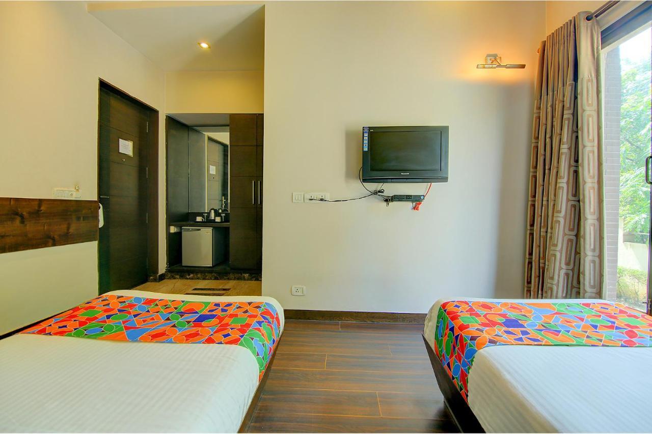 Fabhotel Phoenix Hospitality Gurgaon Luaran gambar